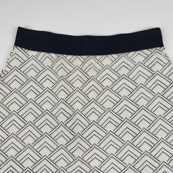 Gilli Stitch Fix Knit Patterned A-Line Skirt Chevron Cream Black Print Size S - Picture 4 of 7